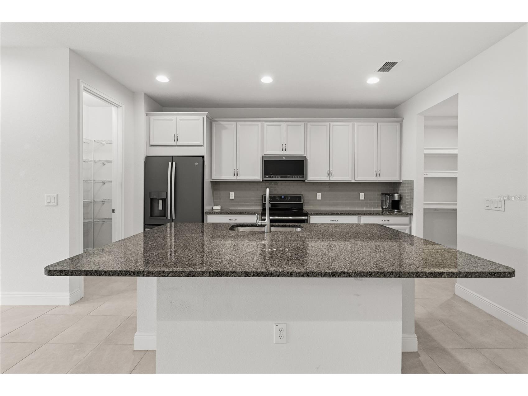 2313 Sunset Wind Loop Oldsmar FL 34677 TB8461950 image6