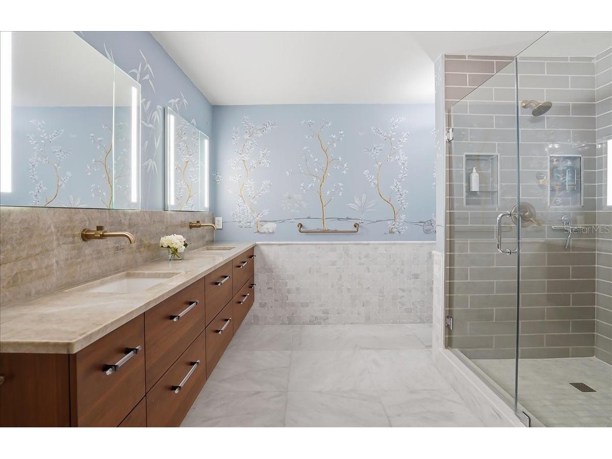 2313 W Bristol Avenue Tampa FL 33609 TB8477723 image25