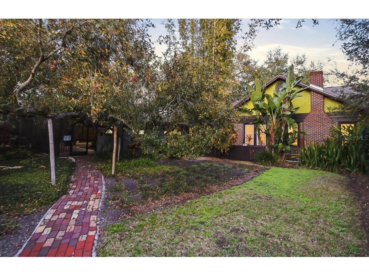 2313 W Bristol Avenue Tampa FL 33609 TB8477723 image40