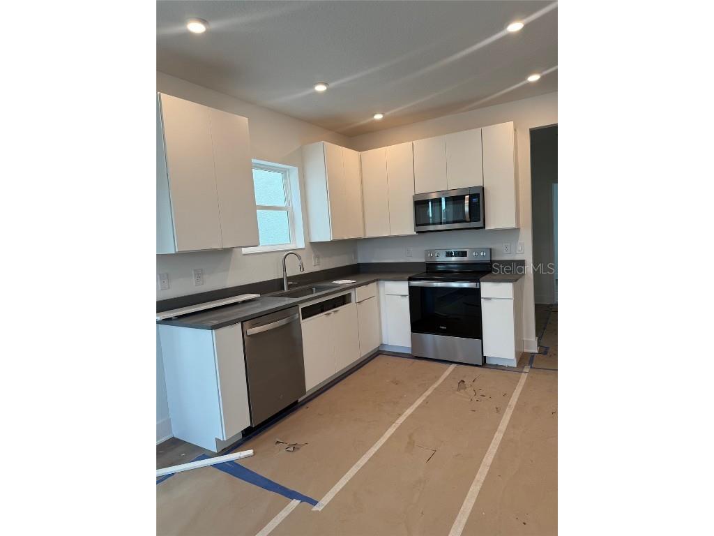 2313 W Spruce Street Tampa FL 33607 TB8405115 image6