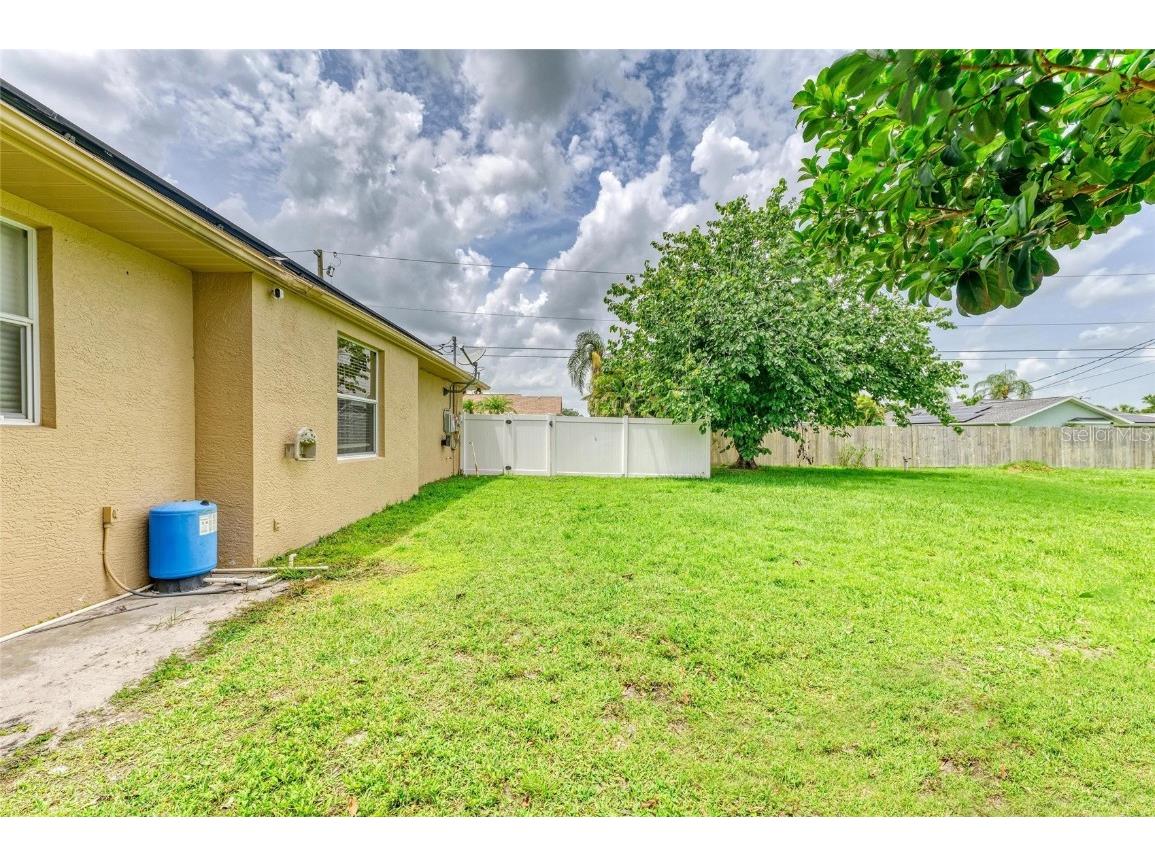 23136 Langdon Avenue Port Charlotte FL 33954 A4657199 image35