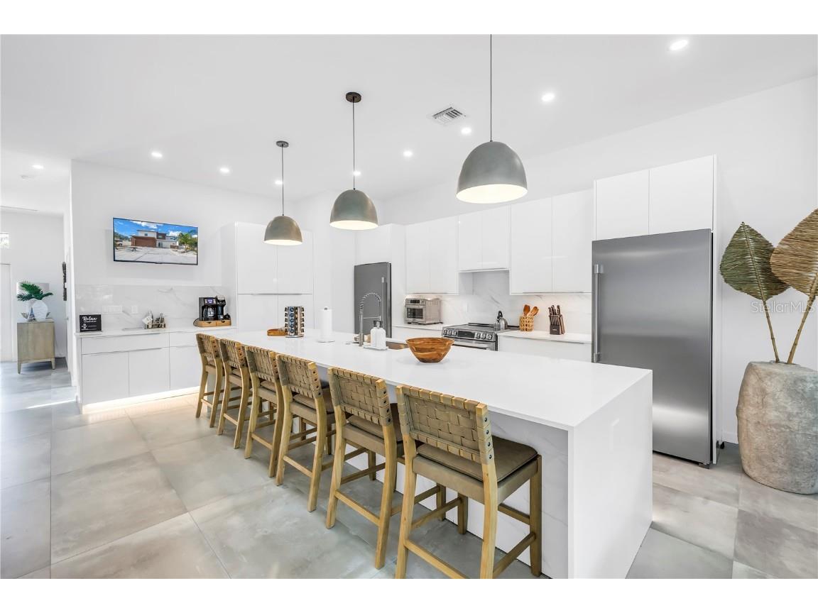 2314 Floyd Street Sarasota FL 34239 A4654349 image13