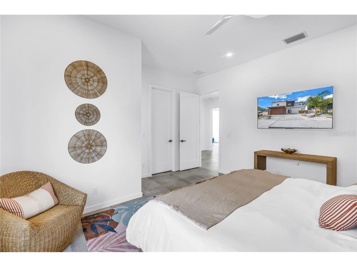 2314 Floyd Street Sarasota FL 34239 A4654349 image39