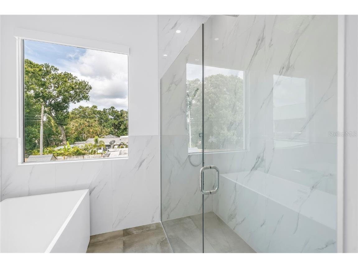 2314 Floyd Street Sarasota FL 34239 A4654349 image46