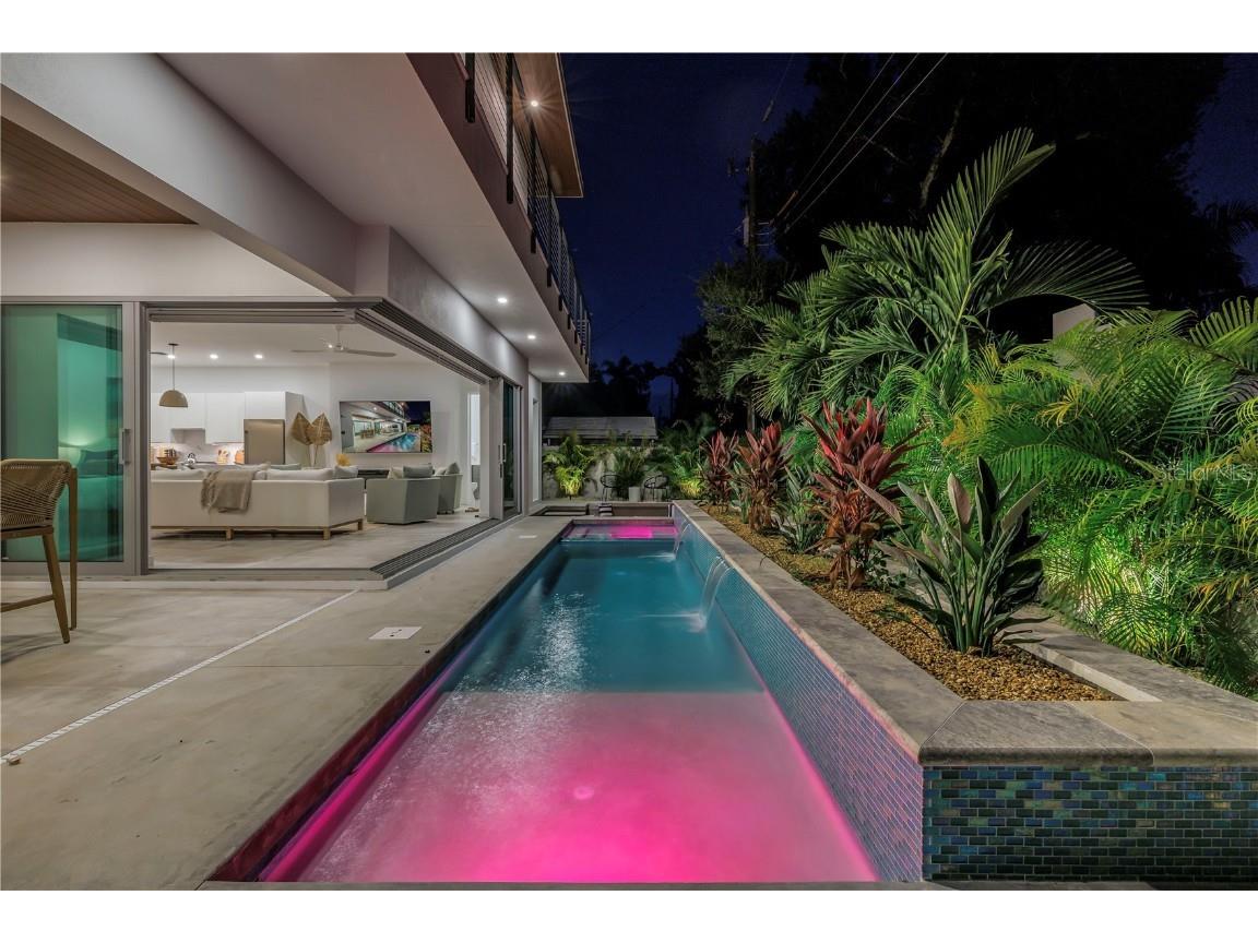 2314 Floyd Street Sarasota FL 34239 A4654349 image73