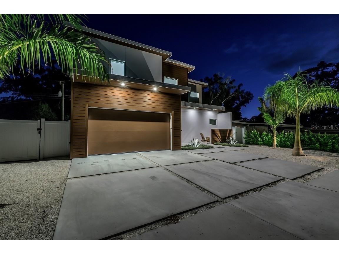 2314 Floyd Street Sarasota FL 34239 A4657259 image3