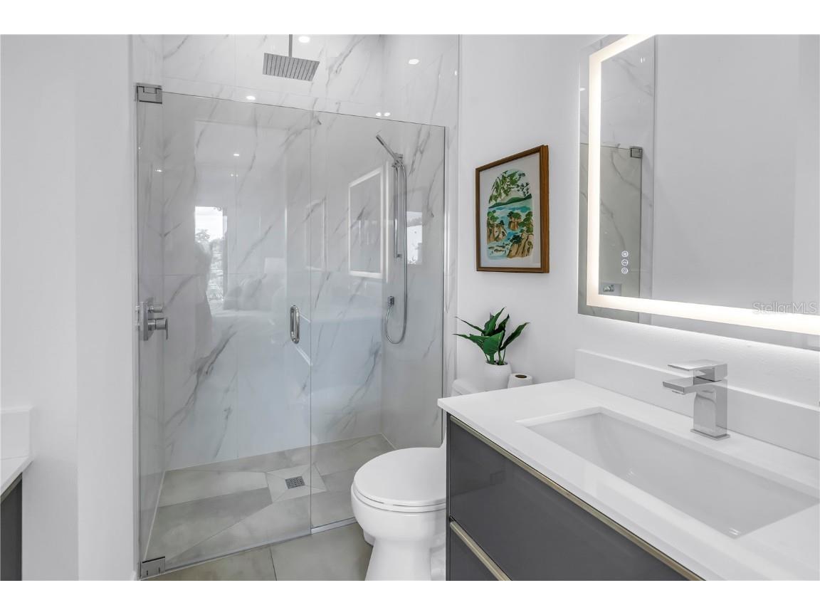 2314 Floyd Street Sarasota FL 34239 A4657259 image51