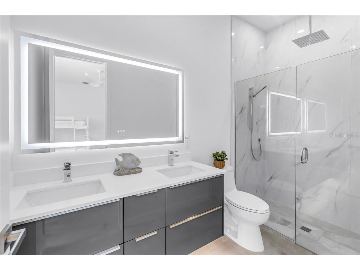 2314 Floyd Street Sarasota FL 34239 A4657259 image54