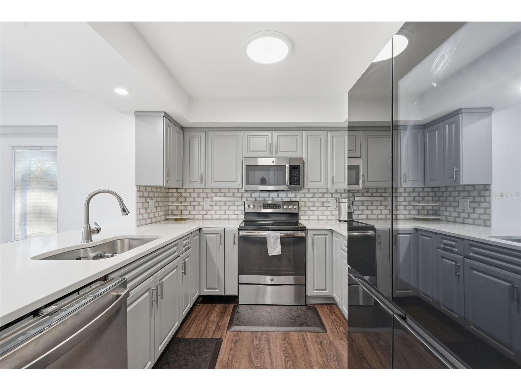 2314 Landon Terrace Palm Harbor FL 34683 TB8492430 image11