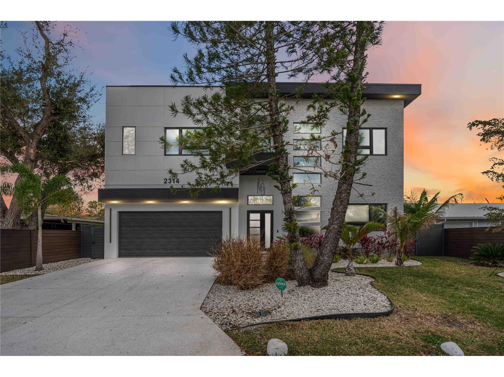 2314 Prospect Street Sarasota FL 34239 A4684572 image1