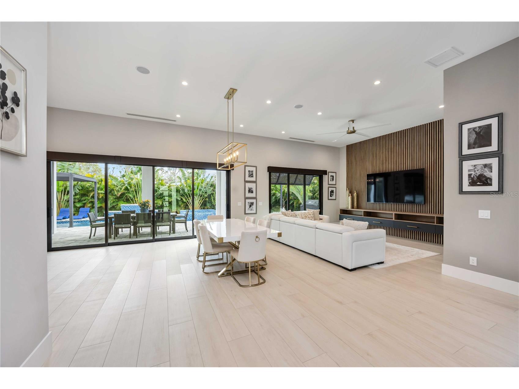 2314 Prospect Street Sarasota FL 34239 A4684572 image3