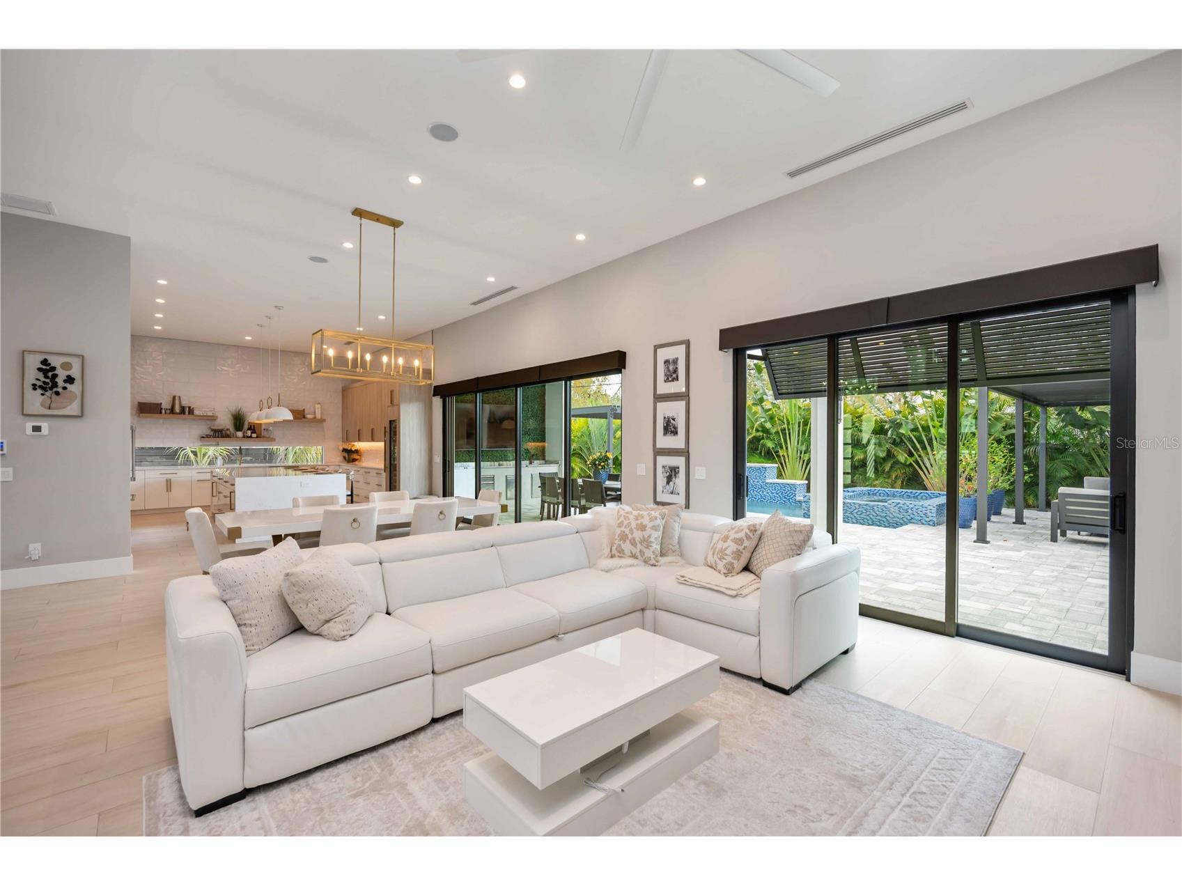 2314 Prospect Street Sarasota FL 34239 A4684572 image5