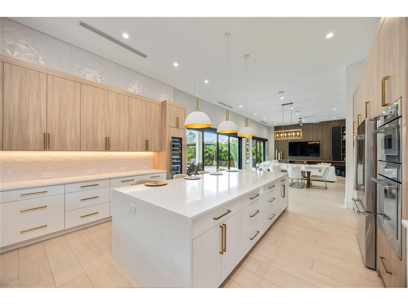 2314 Prospect Street Sarasota FL 34239 A4684572 image8