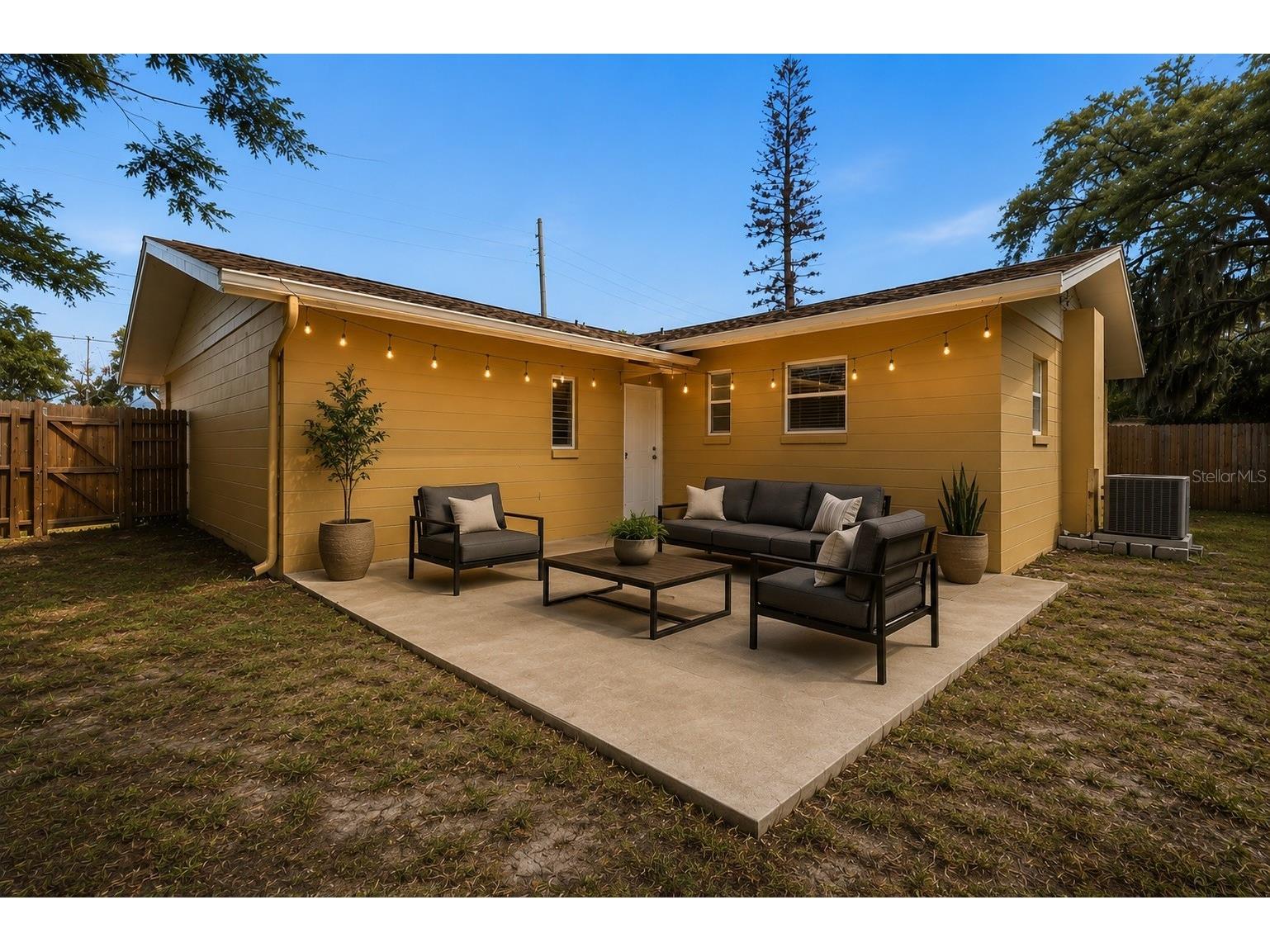 2314 Queensway Road Orlando FL 32808 O6409981 image12