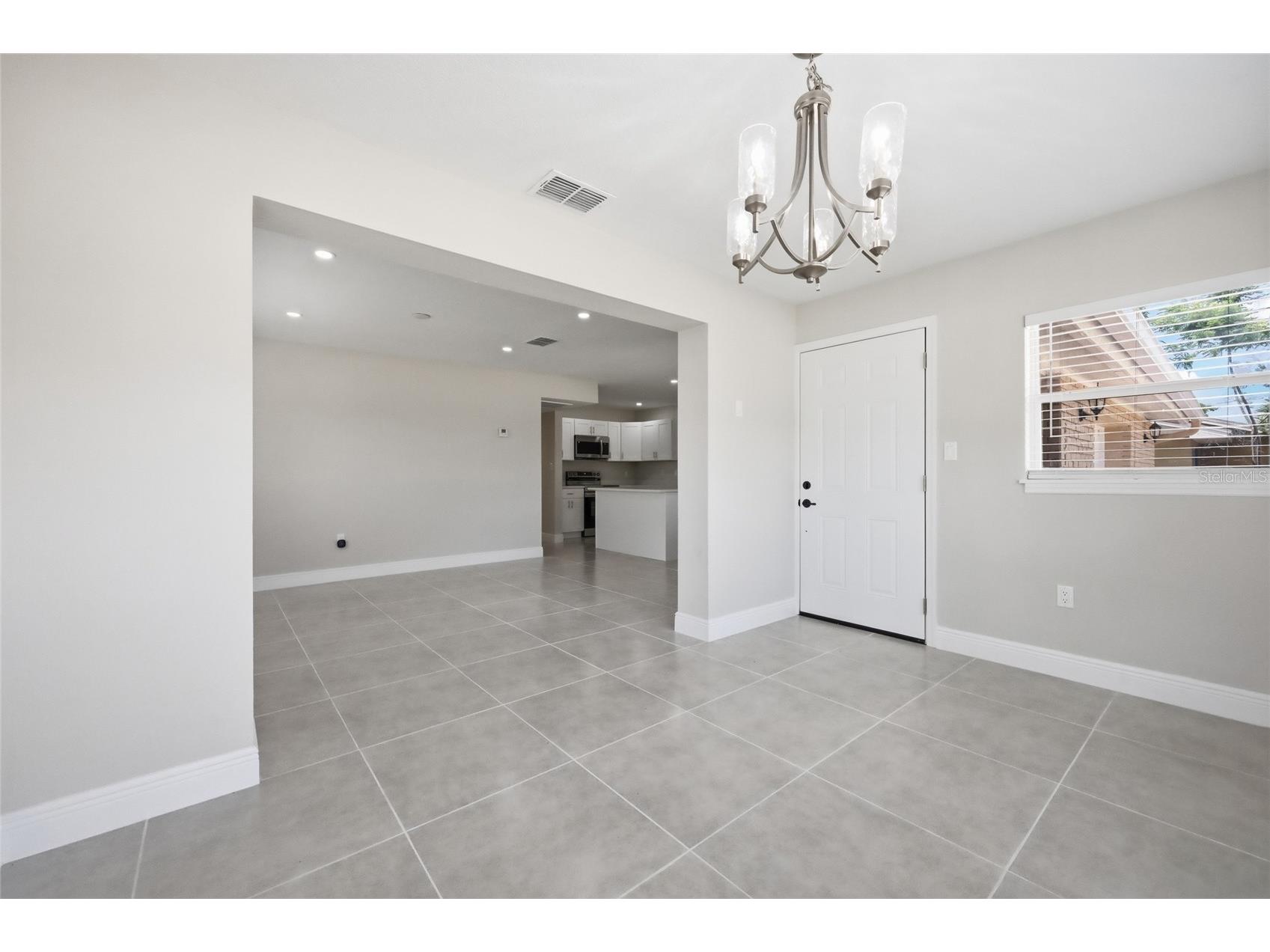 2314 Queensway Road Orlando FL 32808 O6409981 image20