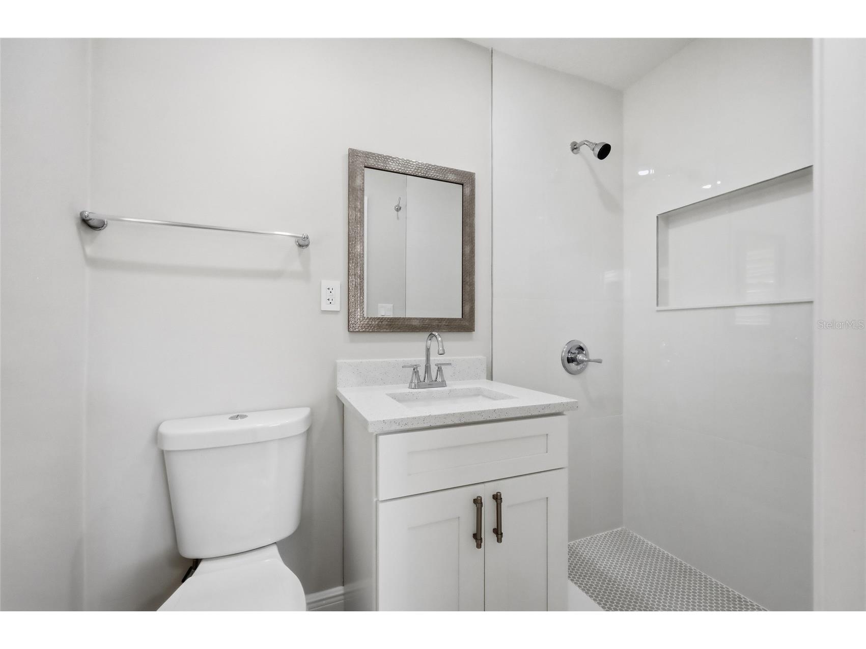 2314 Queensway Road Orlando FL 32808 O6409981 image8