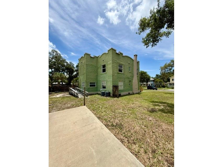 2314 Trelain Drive S Saint Petersburg FL 33712 TB8523852 image4