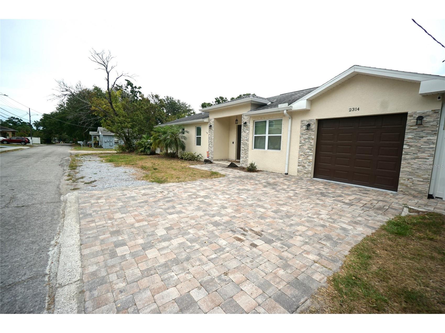 2314 W Saint Sophia Street Tampa FL 33607 TB8526403 image3