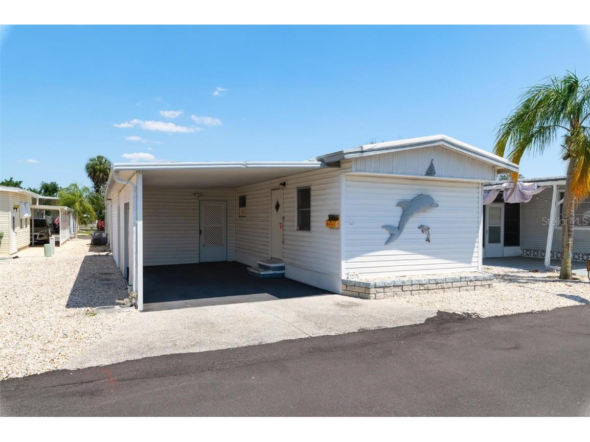 2315 17th Street E Palmetto FL 34221 A4612374 image1