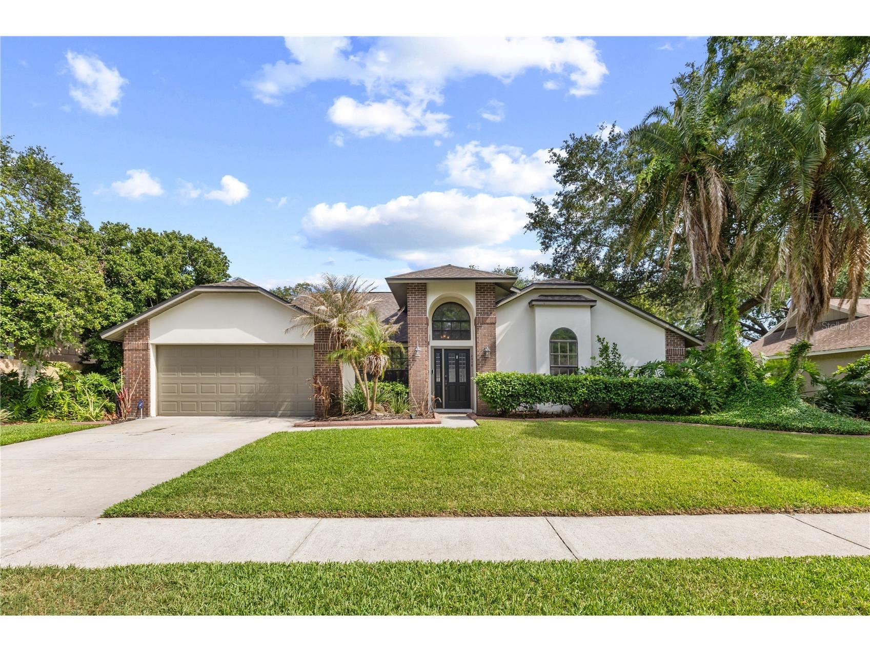 2315 Eagle Bluff Drive Valrico FL 33596 TB8503746 image1