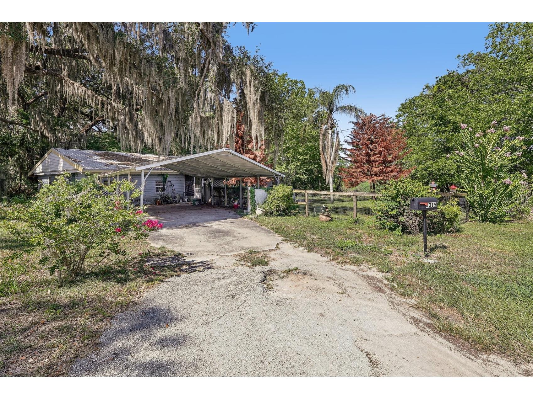 2315 Edgewater Avenue Leesburg FL 34748 G5114348 image1