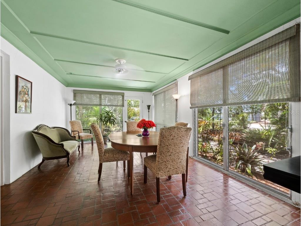 2315 Mcclellan Parkway Sarasota FL 34239 A4648019 image11