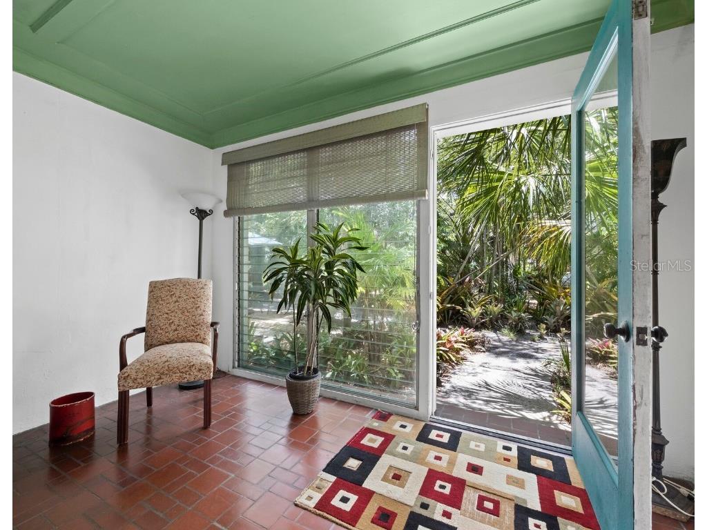 2315 Mcclellan Parkway Sarasota FL 34239 A4648019 image12