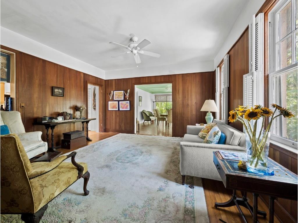 2315 Mcclellan Parkway Sarasota FL 34239 A4648019 image4