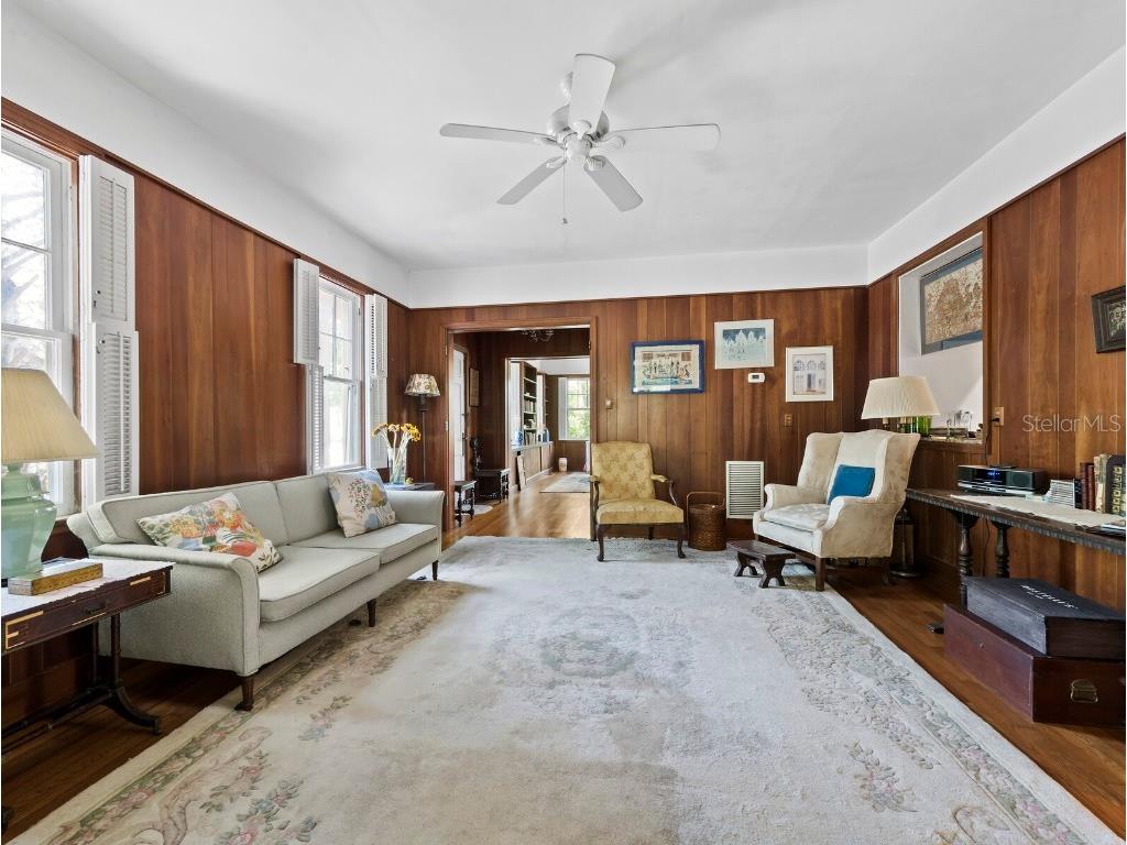 2315 Mcclellan Parkway Sarasota FL 34239 A4648019 image5