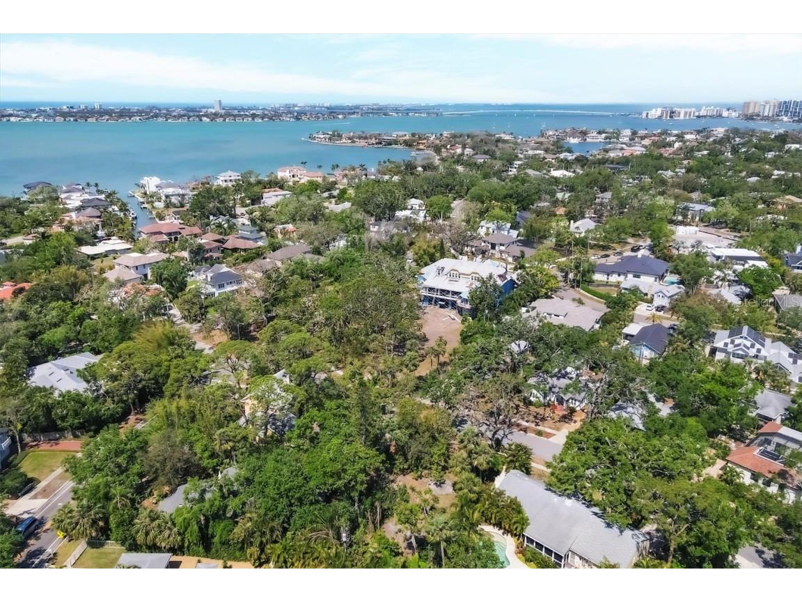 2315 Mcclellan Parkway Sarasota FL 34239 A4659498 image31