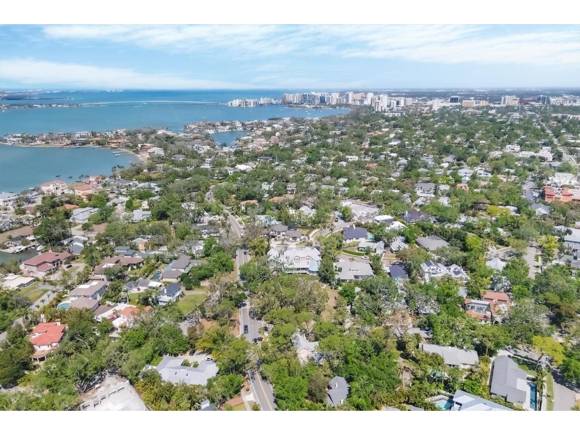 2315 Mcclellan Parkway Sarasota FL 34239 A4659498 image33