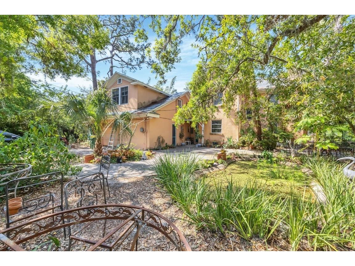 2315 Mcclellan Parkway Sarasota FL 34239 A4659498 image9