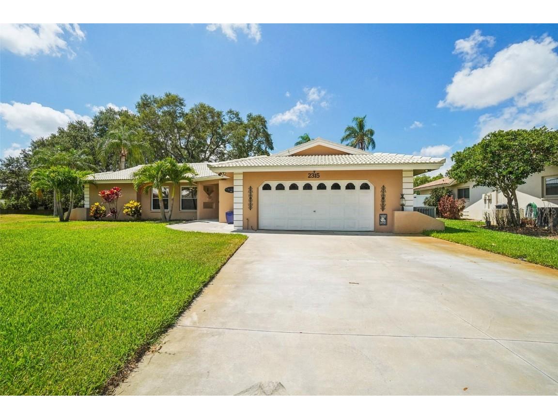 2315 Minneola Road Clearwater FL 33764 T3537553 image1