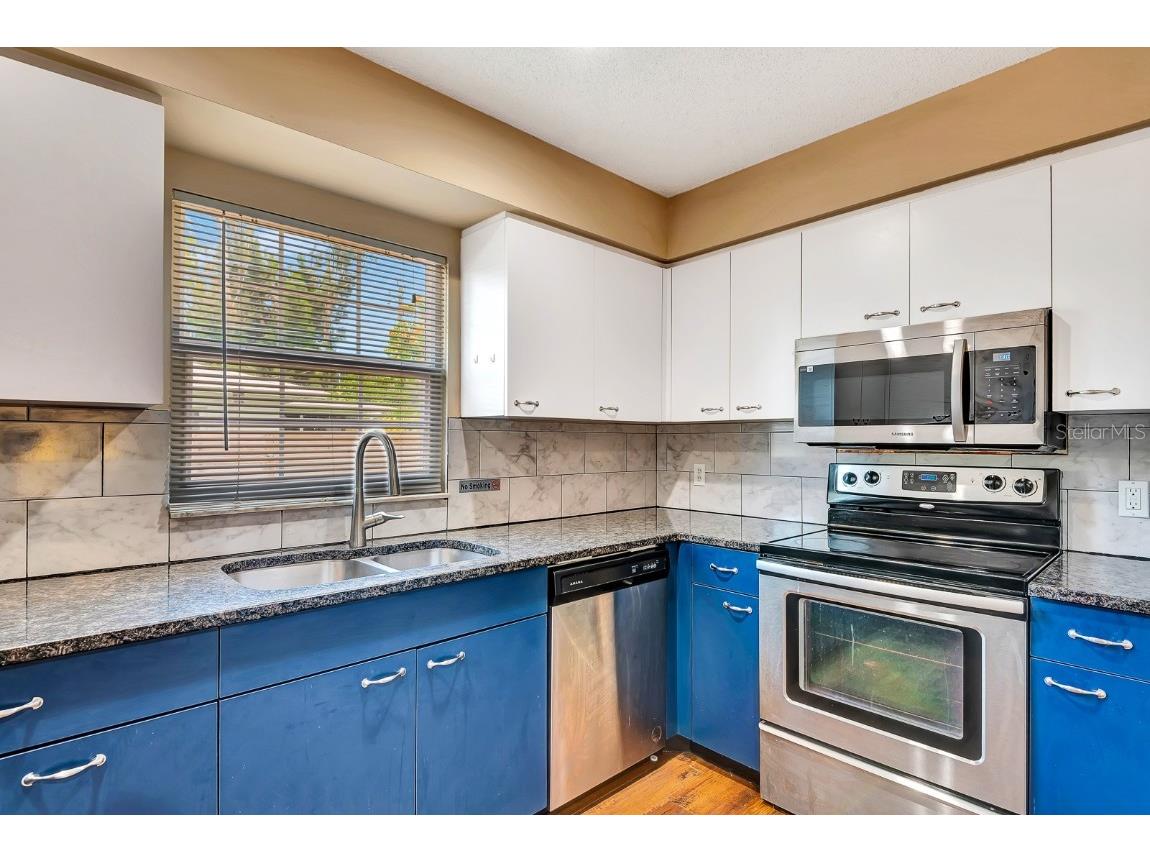 2315 Riverwood Pines Drive Sarasota FL 34231 A4656190 image17