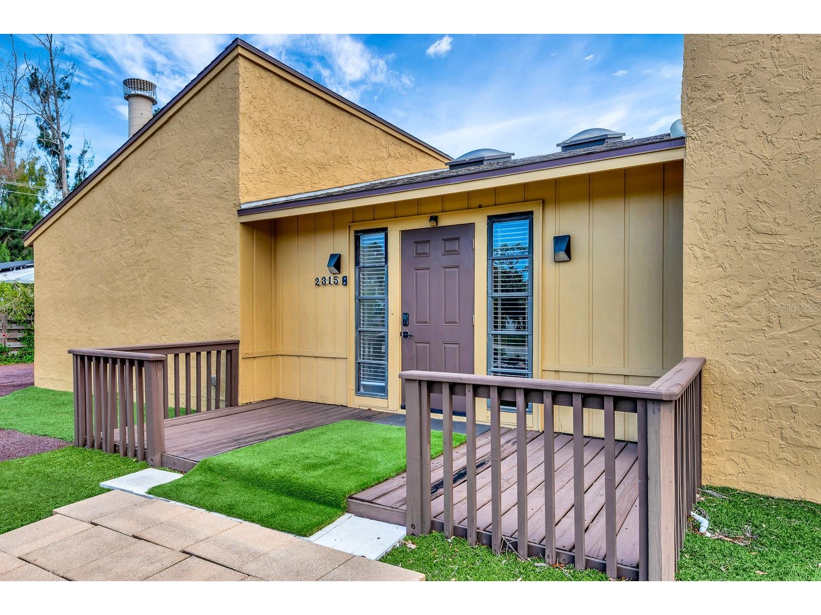 2315 Riverwood Pines Drive Sarasota FL 34231 A4695340 image3