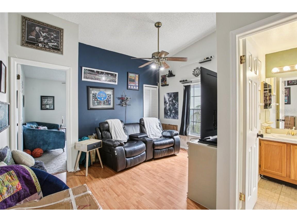 2316 Fletchers Point Circle Tampa FL 33613 TB8442295 image11