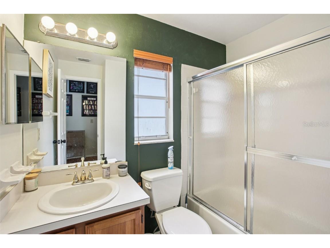 2316 Fletchers Point Circle Tampa FL 33613 TB8442295 image14