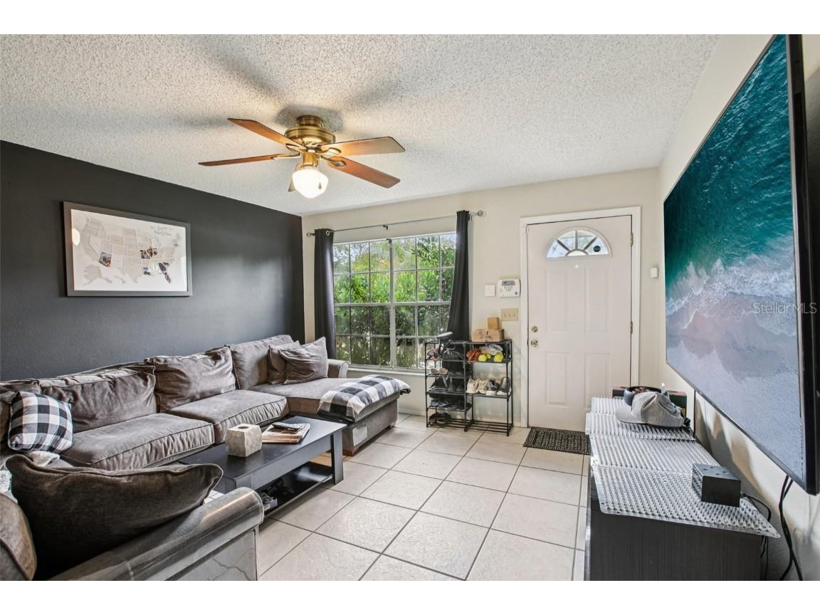 2316 Fletchers Point Circle Tampa FL 33613 TB8442295 image3