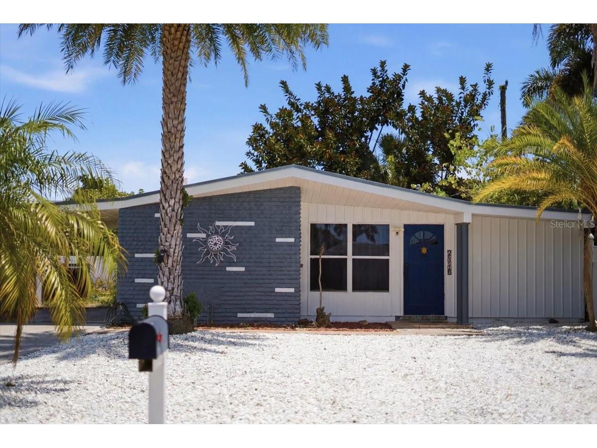 2316 Holyoke Avenue Bradenton FL 34207 A4698336 image1