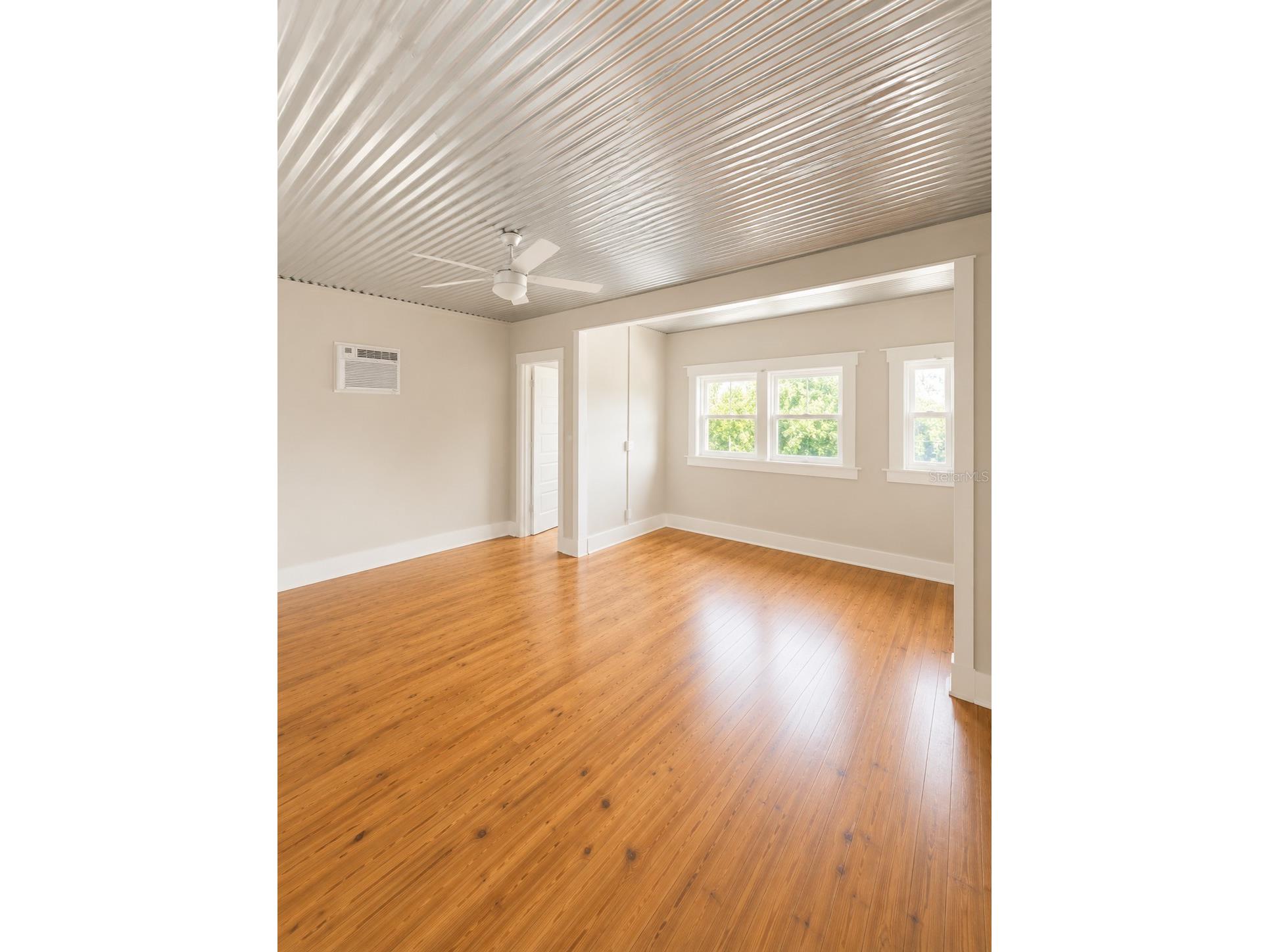 2316 N Highland Avenue Tampa FL 33602 TB8520542 image2