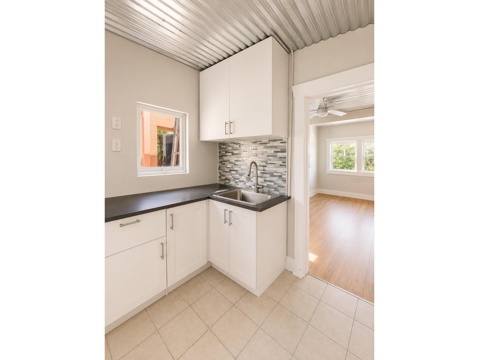 2316 N Highland Avenue Tampa FL 33602 TB8520542 image3