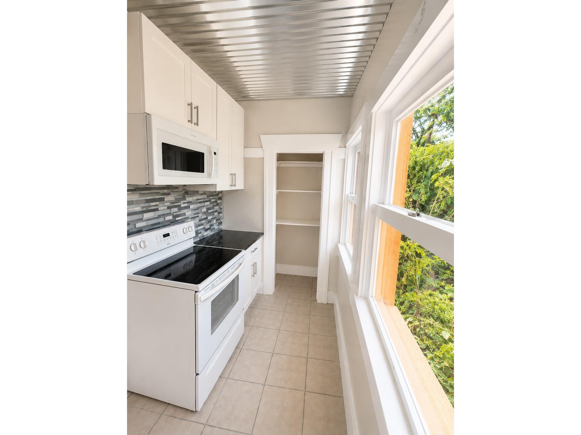 2316 N Highland Avenue Tampa FL 33602 TB8520542 image8