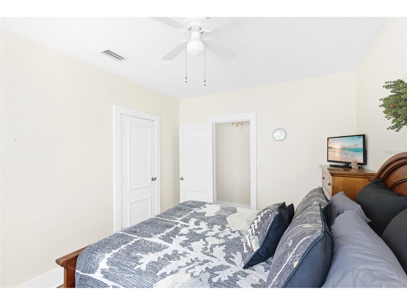 2317 7th Avenue W Bradenton FL 34205 TB8464567 image16