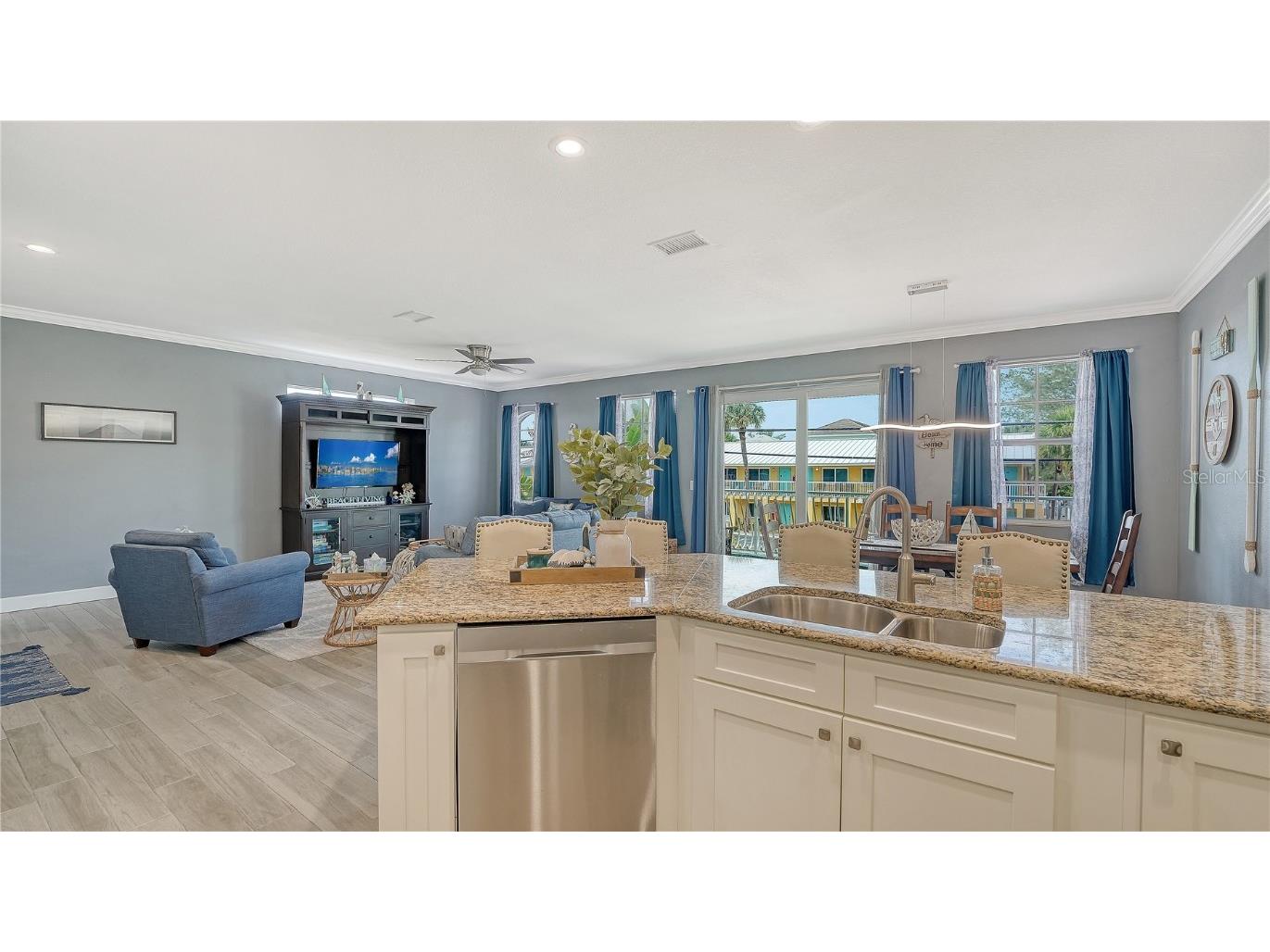 2317 Avenue C #300 Bradenton Beach FL 34217 A4671533 image16