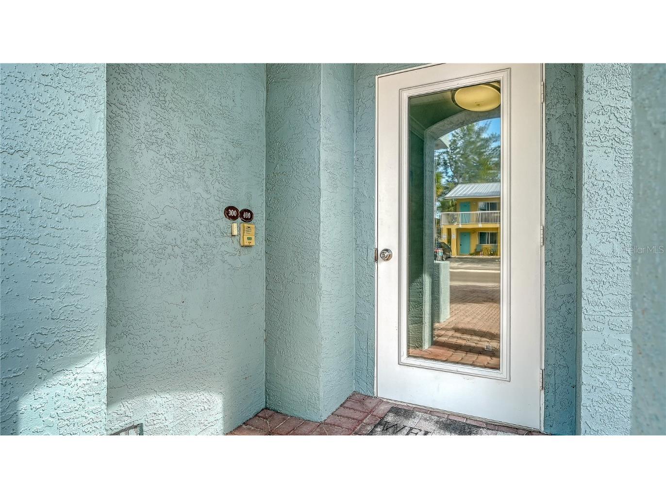 2317 Avenue C #300 Bradenton Beach FL 34217 A4671533 image42