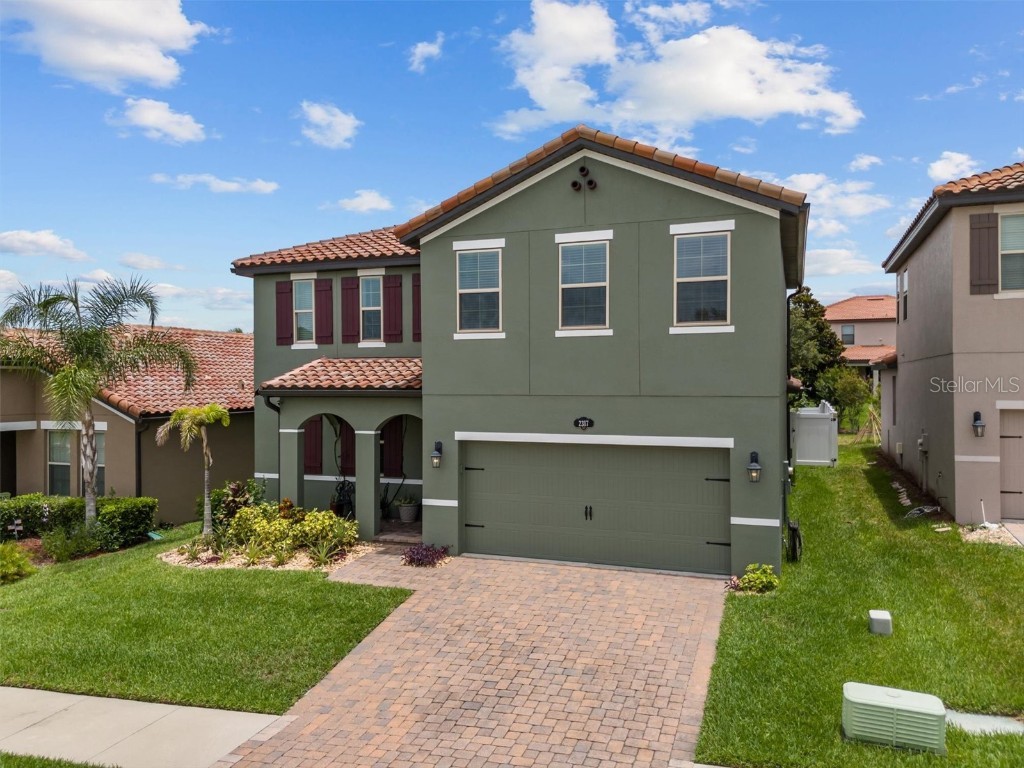 2317 Bella Luna Circle Lakeland FL 33810 L4953042 image1