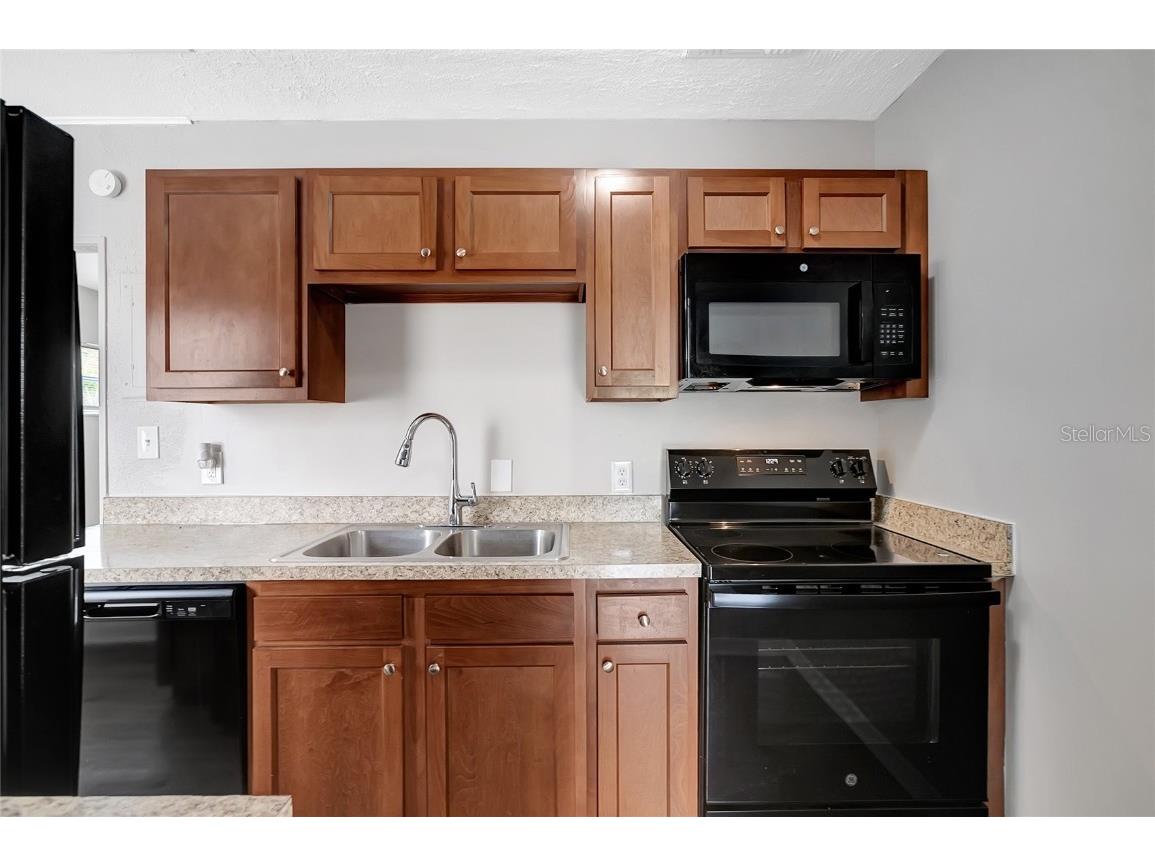 2317 E 110th Avenue Tampa FL 33612 TB8455393 image12