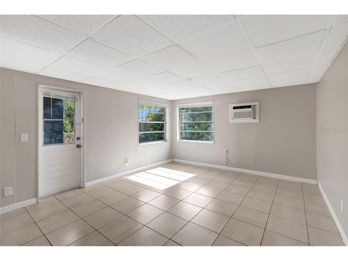 2317 E 110th Avenue Tampa FL 33612 TB8455393 image26