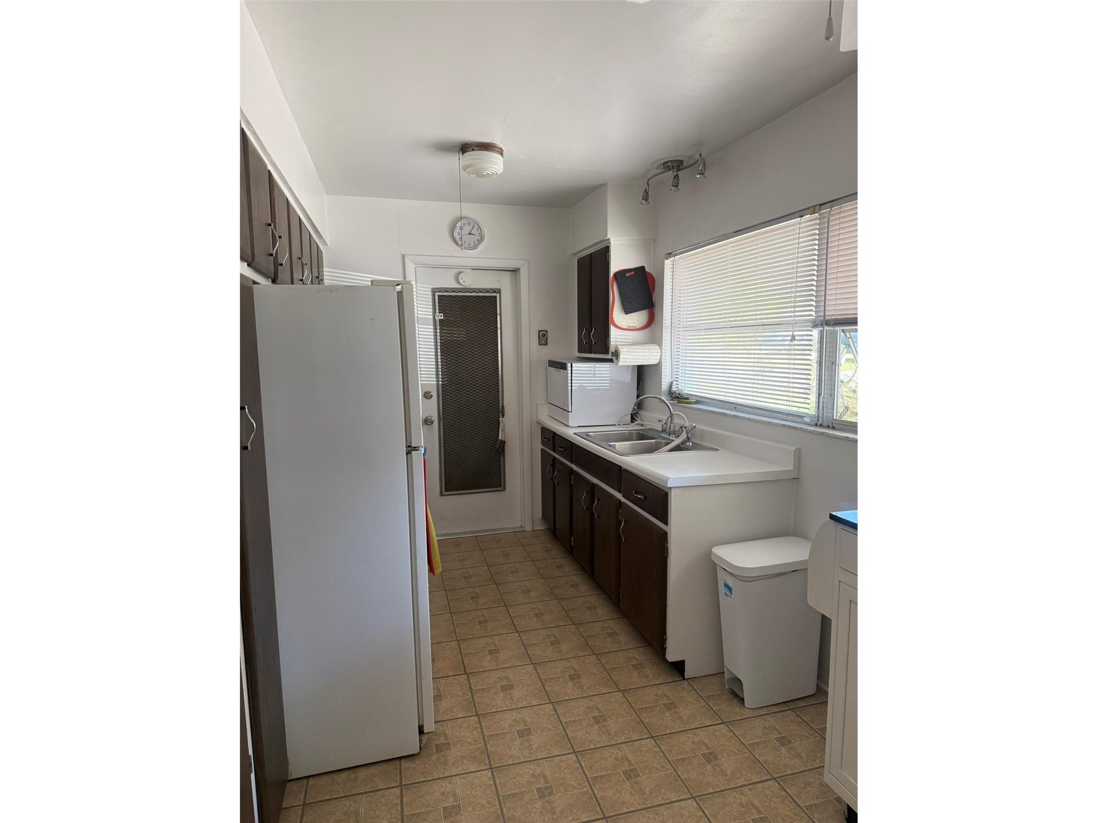 2317 Indigo Drive Clearwater FL 33763 TB8490591 image8
