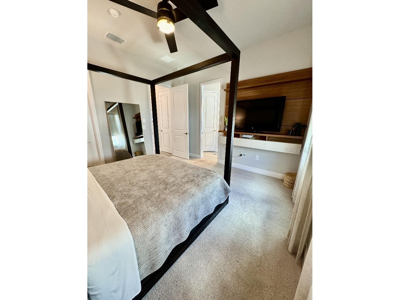 2317 Lindstrom Street Sarasota FL 34237 TB8532054 image18